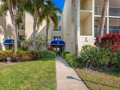 Bradenton, FL - El Conquistador Village Condos For Sale