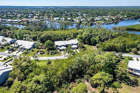 8878 SE Riverfront Terrace Jupiter, FL 33469