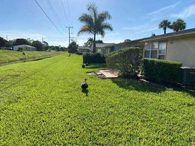 2541 W Barkley Drive #F West Palm Beach, FL 33415
