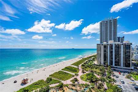 6515 Collins Ave #1405 Miami Beach, FL 33141