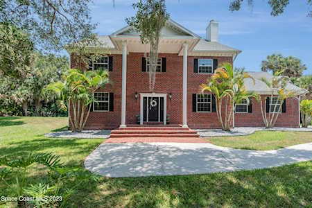 5535 Bob White Trail Mims, FL 32754