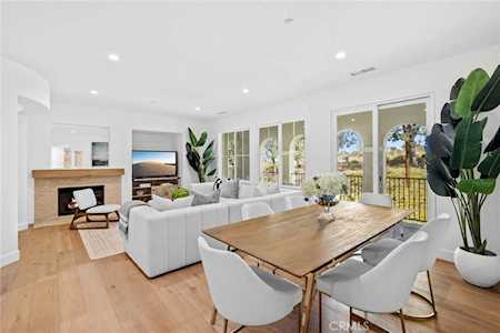 39 Gingerwood Irvine, CA 92603