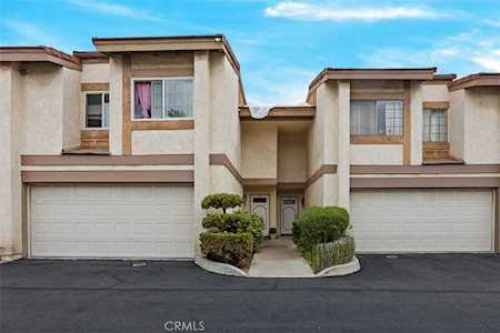 8645 Green Valley Ln Garden Grove, CA 92841