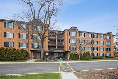 1207 S Old Wilke Rd #10-305 Arlington Heights, IL 60005