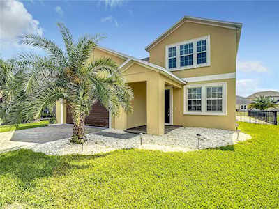 10053 Victory Gallop LOOP Ruskin, FL 33573