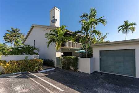 6621 SW 71st Ln #11 South Miami, FL 33143
