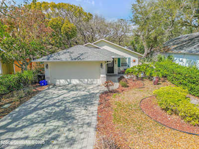 804 E 23rd Avenue New Smyrna Beach, FL 32169