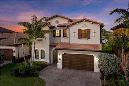 11073 Meridian Dr N Parkland, FL 33076