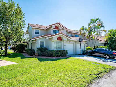 7548 Pinewalk Dr S #117 Margate, FL 33063