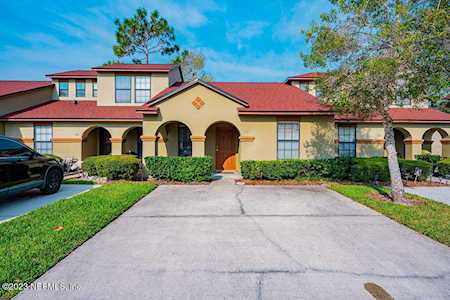 331 Redwood LN St Johns, FL 32259
