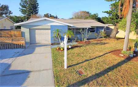 10775 63rd Ave Seminole, FL 33772