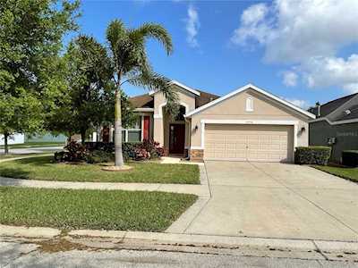 12716 Avelar Creek Dr Riverview, FL 33578