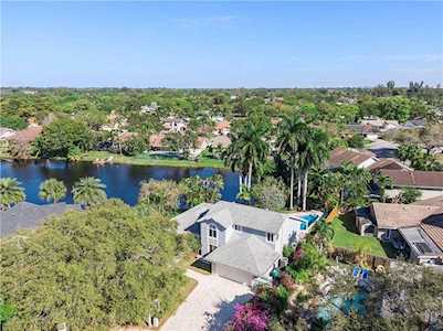 8715 SW 57th St Cooper City, FL 33328