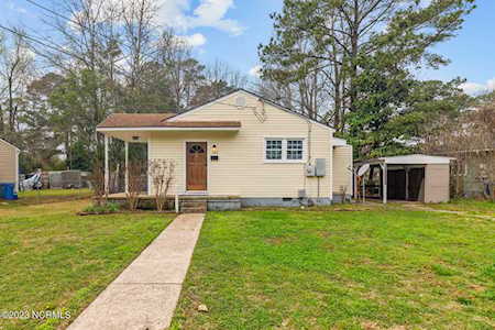 524 New River Drive Jacksonville, NC 28540
