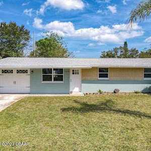 1609 Raleigh Avenue Daytona Beach, FL 32117