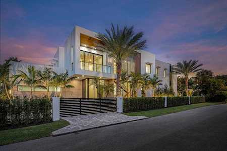 901 SE 7th Avenue Delray Beach, FL 33483
