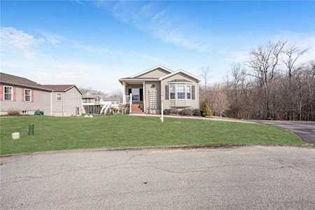 16 Sparrow Dr Tiverton, RI 02878