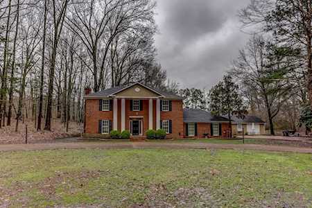 9950 Memphis-Arlington Rd Lakeland, TN 38002