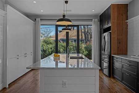 1643 S Henderson Street Fort Worth, TX 76104