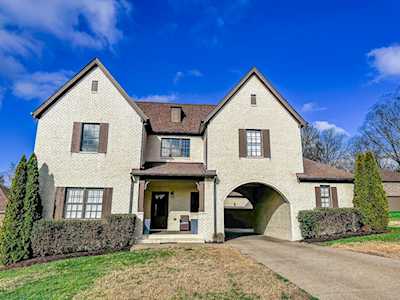 3065 Cecil Lewis Dr Franklin, TN 37067