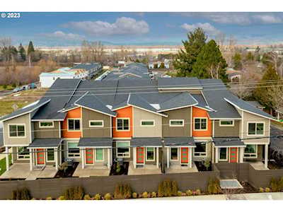 1375 SW Halsey ST Troutdale, OR 97060