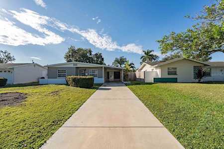 600 75th Ave N St. Petersburg, FL 33702