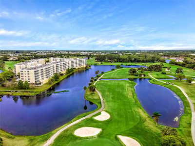 1200 Country Club Dr #1503 Largo, FL 33771
