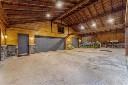 2107 Woodhaven Drive Arlington, TX 76010