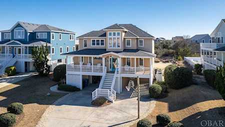125 Duck Landing Lane Duck, NC 27949