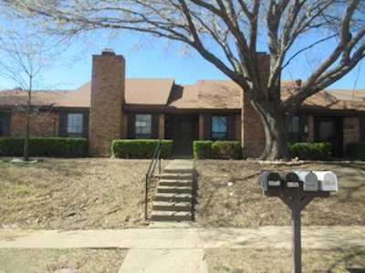 5027 Buttonwood Lane Garland, TX 75043