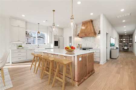 833 SE 5th St Bentonville, AR 72712