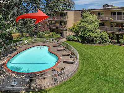 2393 SW Park PL #302 Portland, OR 97205