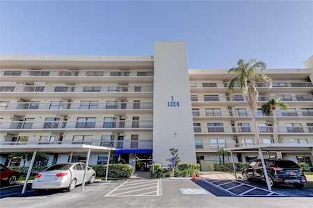 1324 Pasadena Ave S #402 South Pasadena, FL 33707