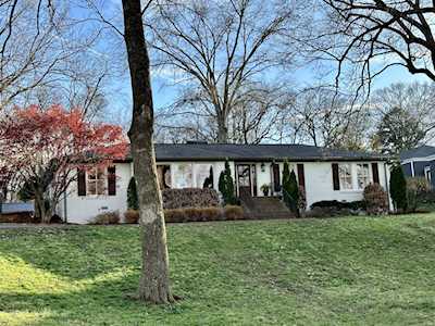 6421 Brownlee Dr Nashville, TN 37205