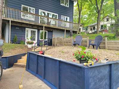 2445 W Medicine Lake Drive Plymouth, MN 55441