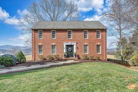 286 Jonathan Roanoke, VA 24019