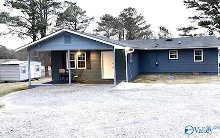 119 Daniel Lane Huntsville, AL 35811