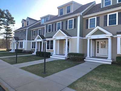 1601 Bay St #304 Taunton, MA 02780