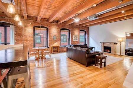 21 Wormwood St #417 Boston, MA 02210
