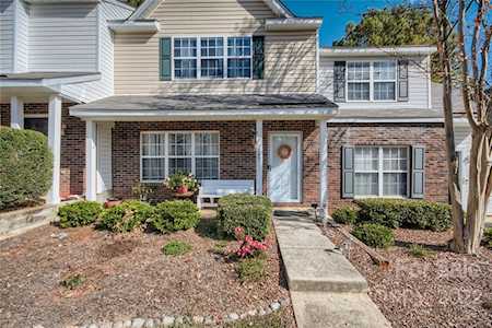 5769 Cougar Ln Charlotte, NC 28269