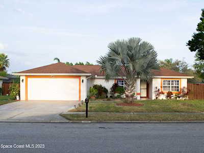 2081 Buescher Hill Street Melbourne, FL 32935