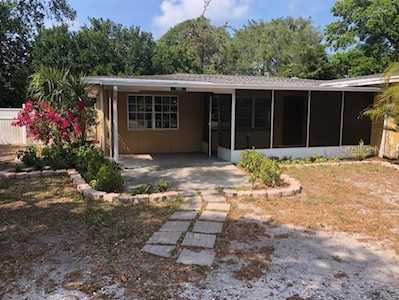 1108 66th St NW Bradenton, FL 34209