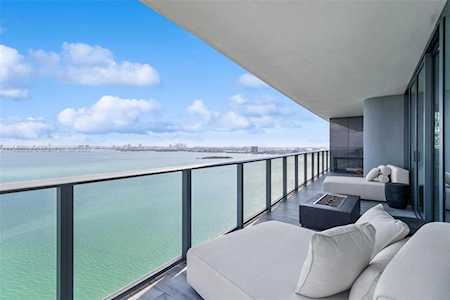 3131 NE 7th Ave #2706 Miami, FL 33137