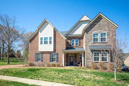 9809 Glenmore Ln Brentwood, TN 37027