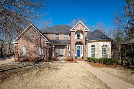 2916 Woodsgate Dr Little Rock, AR 72211