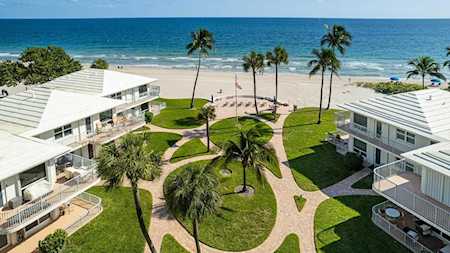 1530 S Ocean Boulevard #303 Lauderdale By The Sea, FL 33062