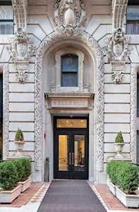 21 Beacon St #8G Boston, MA 02108