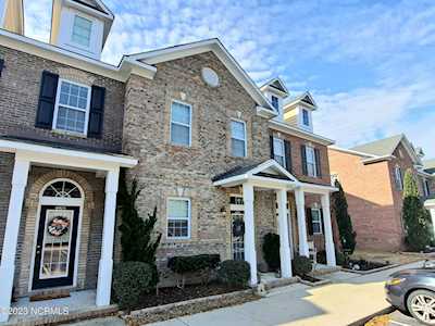 4905 Exton Park Loop Castle Hayne, NC 28429