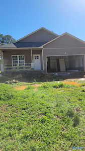 1623 SE North Street Decatur, AL 35601