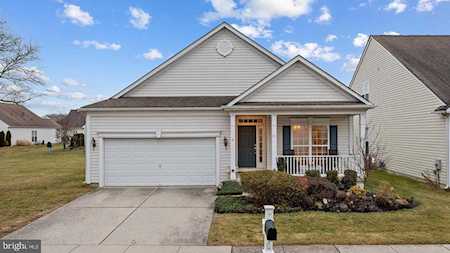 25 Wolverton Place Riverside, NJ 08075